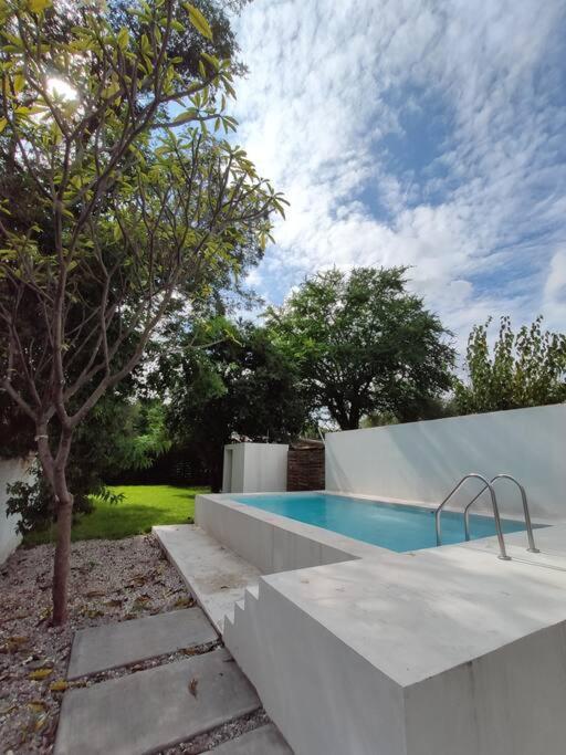 Casa Mango Amplia Con Alberca Y Cerca De La Media Luna !!! Рио-Верде Экстерьер фото